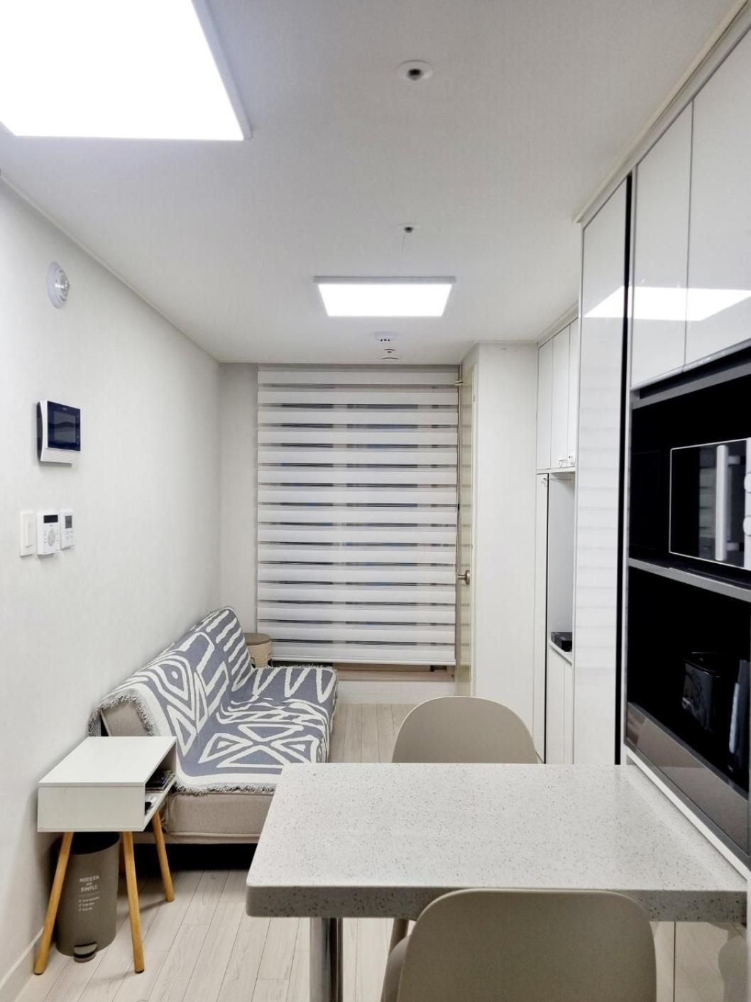 Apartment The Hideout - One Bedroom In Seoul- 2min From Subway Seoul